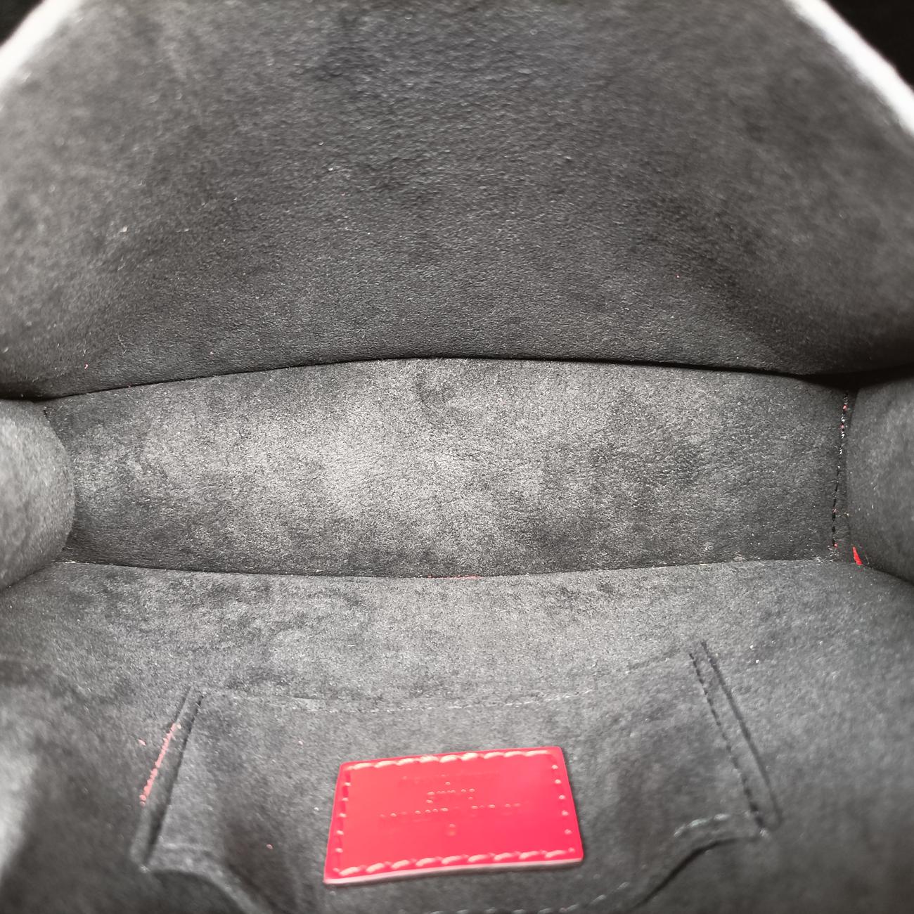 DAUPHINE miniRedVernisM90499FO1189ドーフィーヌミニレッドヴェルニM90499FO1189