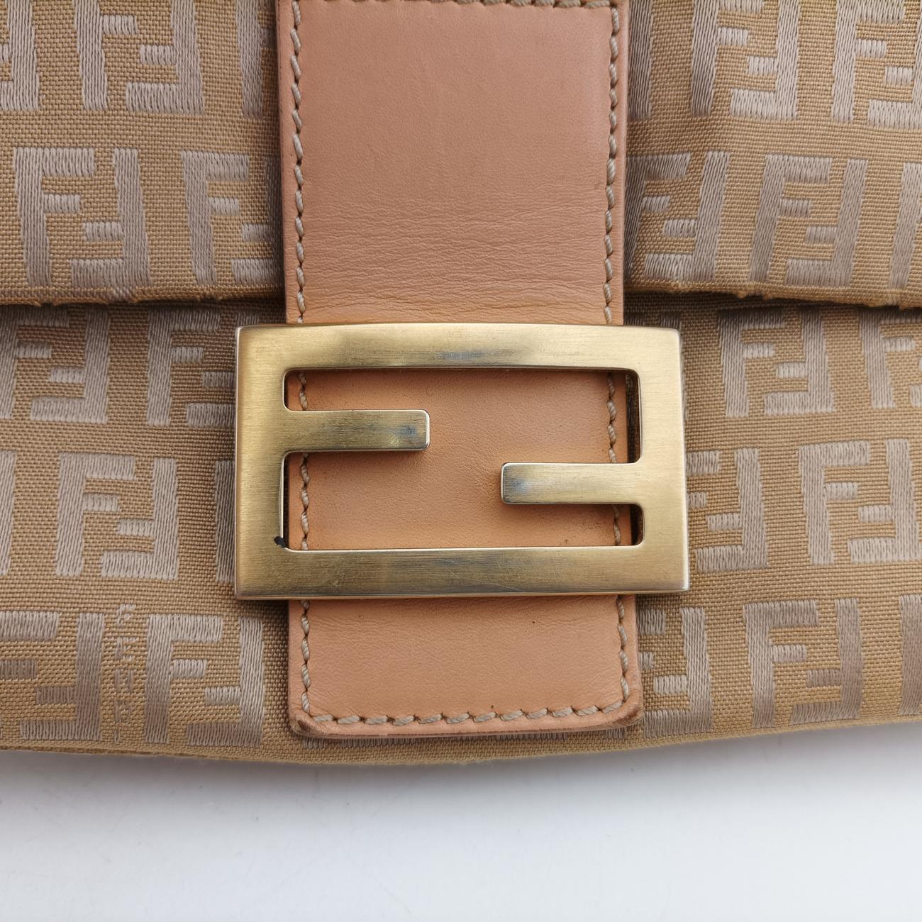 Baguette ZucchinoGoldencanvas x leather8BR001Lot number unknownマンマバケット ズッキーノ柄ゴールドキャンバス×レザー8BR001製番不明