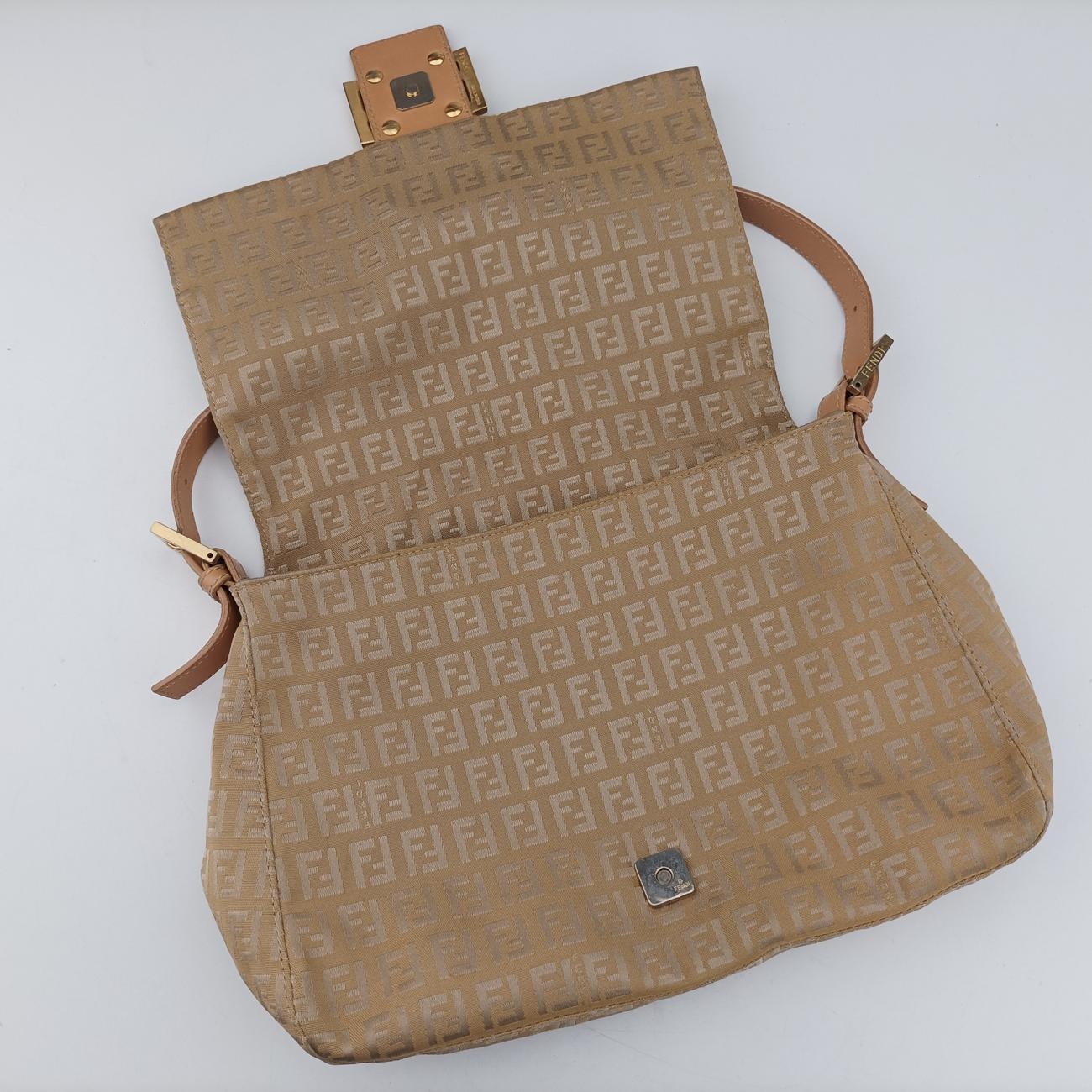 Baguette ZucchinoGoldencanvas x leather8BR001Lot number unknownマンマバケット ズッキーノ柄ゴールドキャンバス×レザー8BR001製番不明