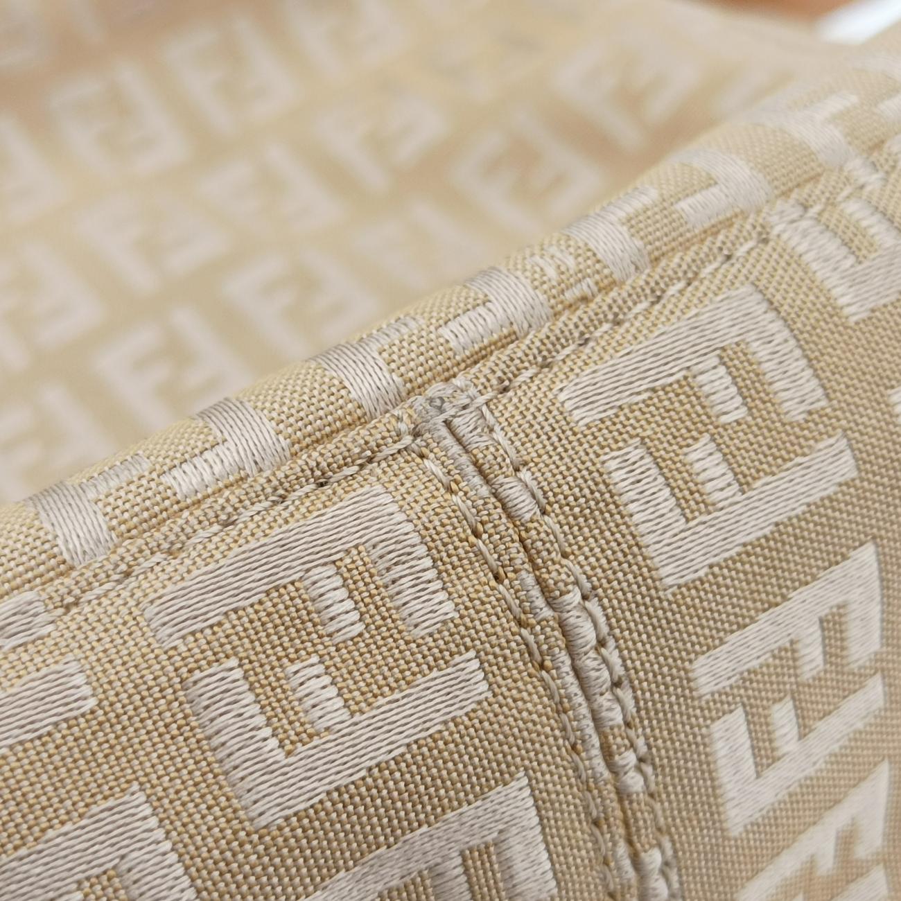 Baguette ZucchinoGoldencanvas x leather8BR001Lot number unknownマンマバケット ズッキーノ柄ゴールドキャンバス×レザー8BR001製番不明