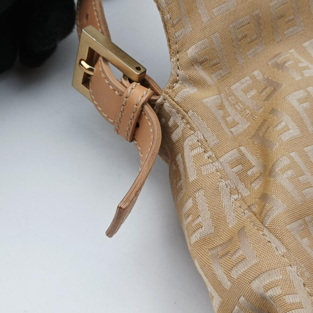 Baguette ZucchinoGoldencanvas x leather8BR001Lot number unknownマンマバケット ズッキーノ柄ゴールドキャンバス×レザー8BR001製番不明