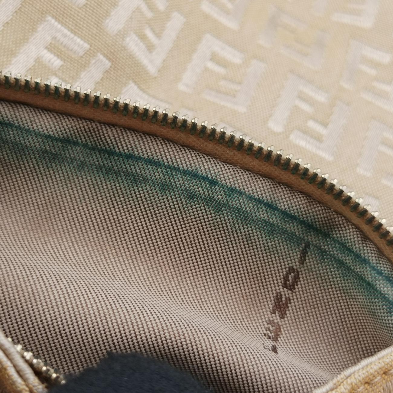 Baguette ZucchinoGoldencanvas x leather8BR001Lot number unknownマンマバケット ズッキーノ柄ゴールドキャンバス×レザー8BR001製番不明