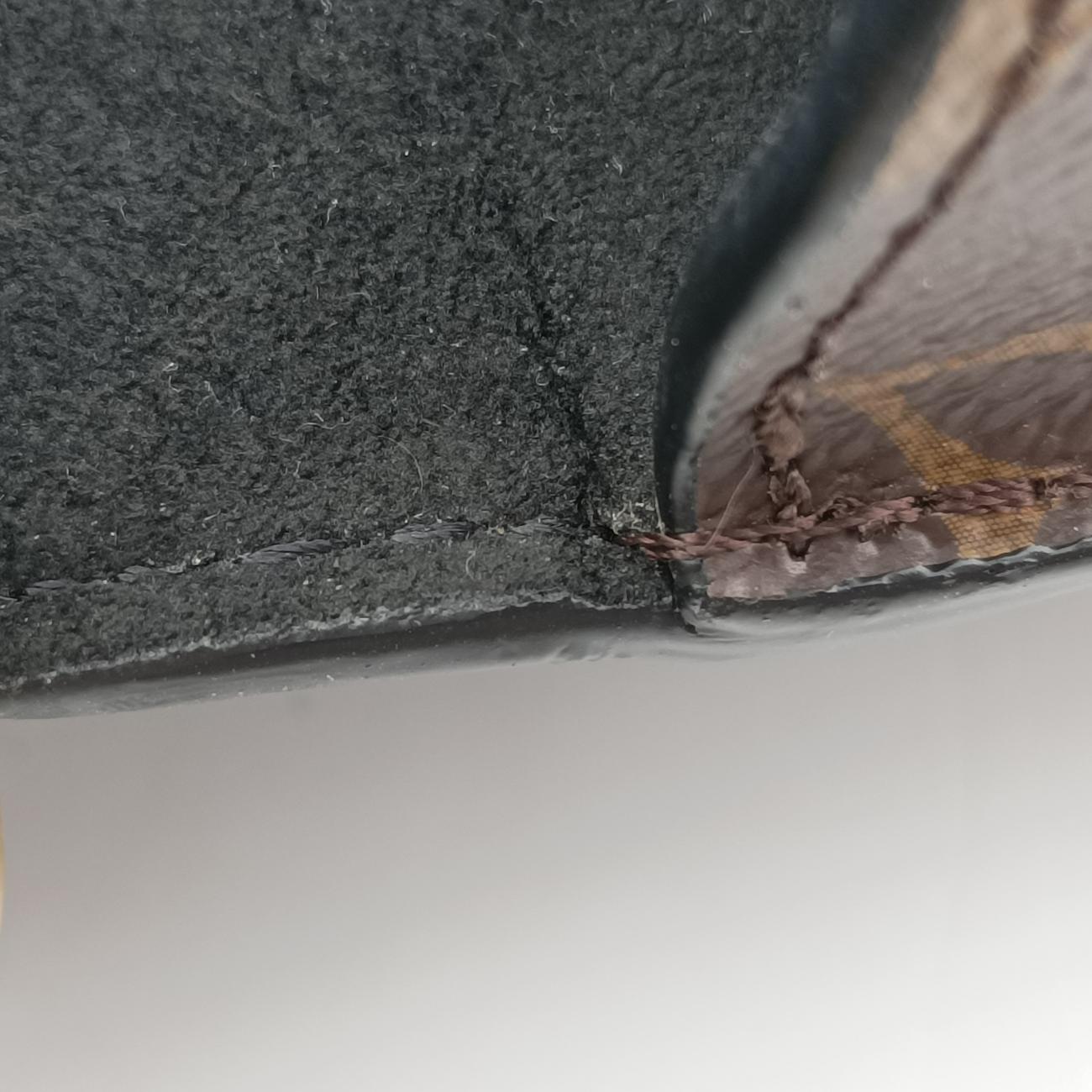 Padlock on strapBrown×Noir Monogram canvas×leatherM80559ICチップパドロックオンストラップモノグラム/ブラウン系×ノワールモノグラムキャンバス×カーフレザーM80559ICチップ