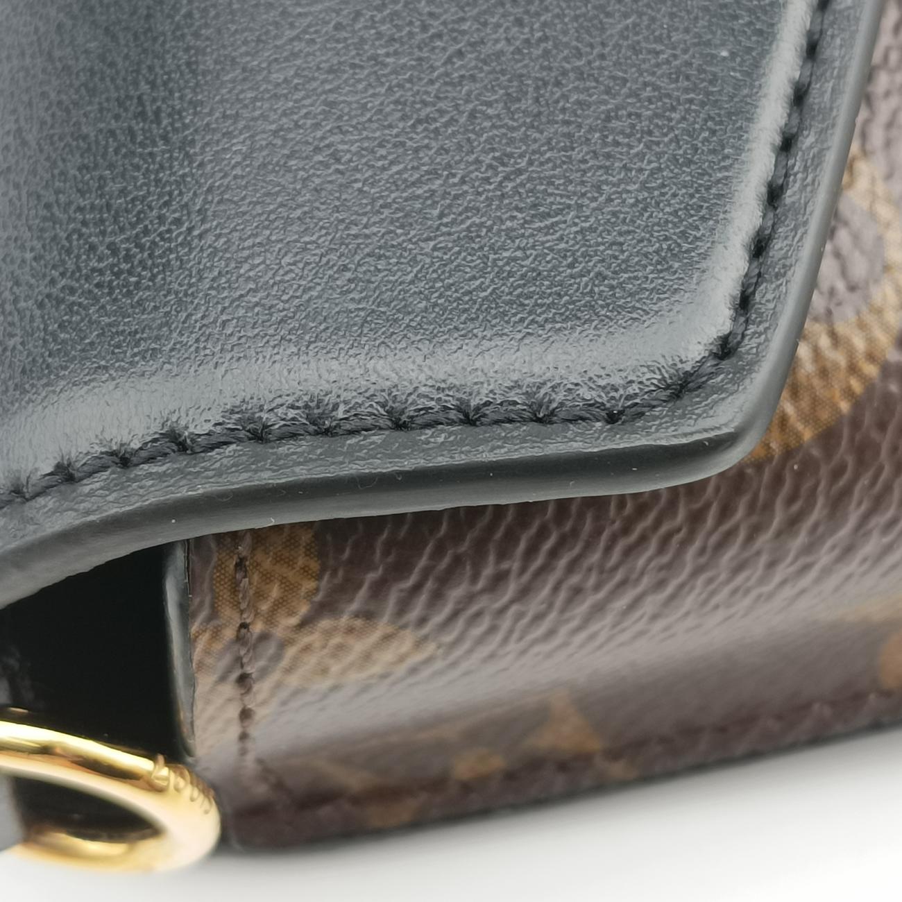 Padlock on strapBrown×Noir Monogram canvas×leatherM80559ICチップパドロックオンストラップモノグラム/ブラウン系×ノワールモノグラムキャンバス×カーフレザーM80559ICチップ