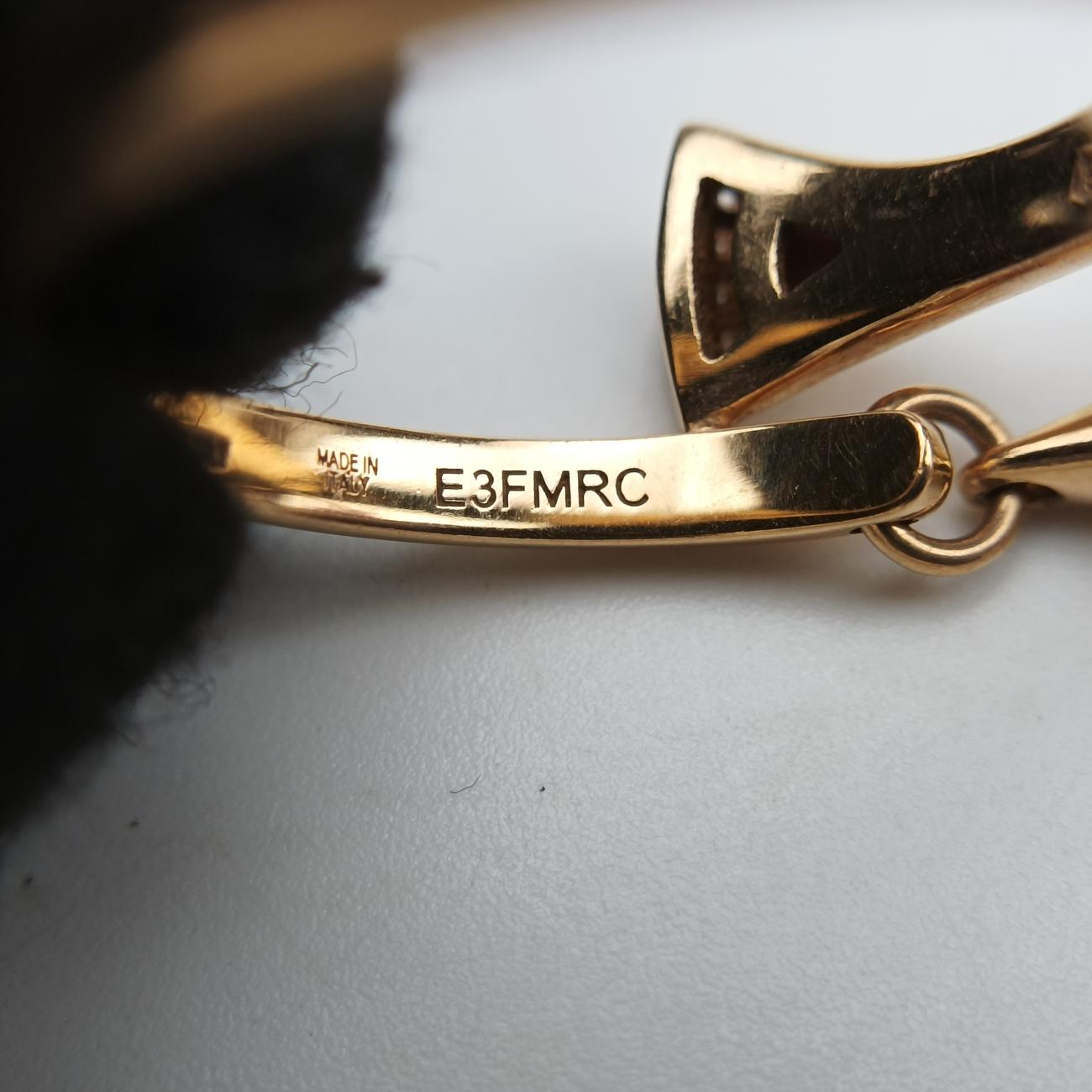 Diva DreamGolden×WhiteAU750350843E3FMRCディーヴァドリームゴールド×ホワイトAU750350843E3FMRC