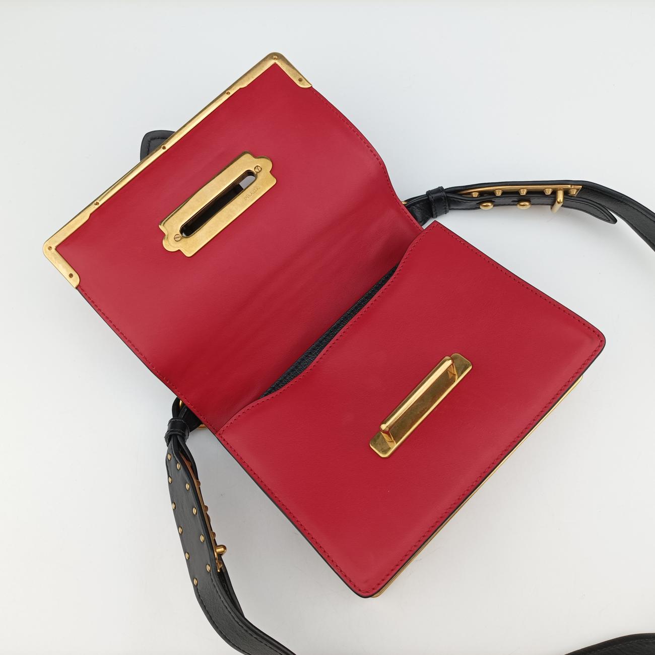 CahierRed x BlackLeather1BD04525カイエレッド×ブラックレザー1BD04525