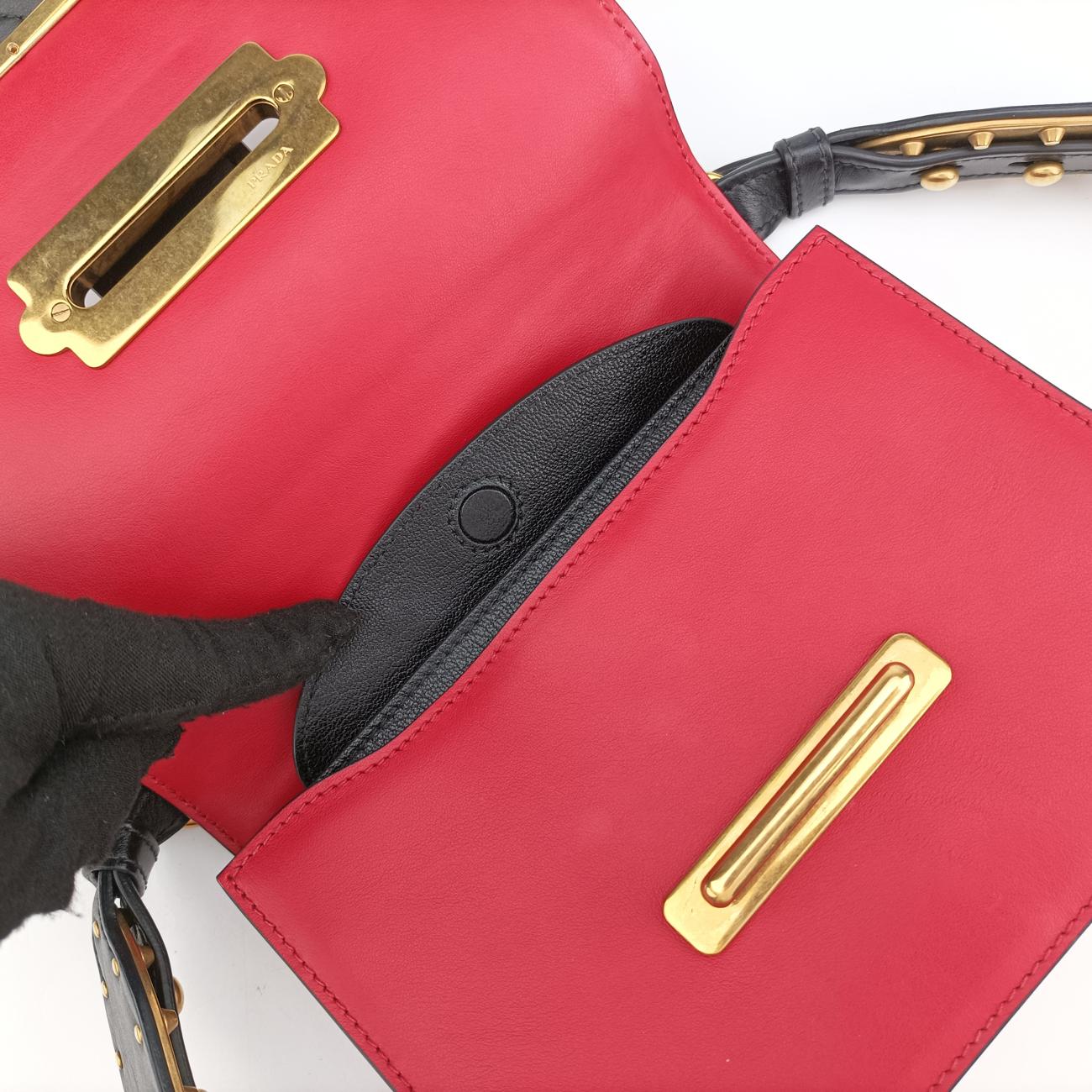 CahierRed x BlackLeather1BD04525カイエレッド×ブラックレザー1BD04525