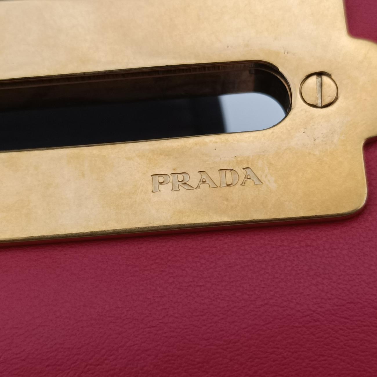 CahierRed x BlackLeather1BD04525カイエレッド×ブラックレザー1BD04525