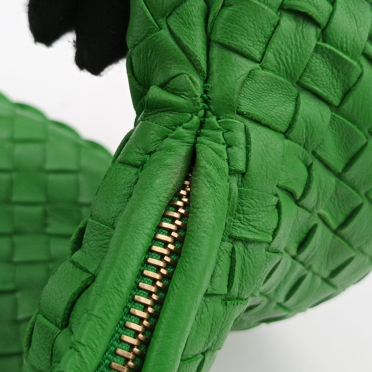 IntrecciatoGreenlambskin115653 V0013 3808イントレチャートグリーンラムスキン115653 V0013 3808