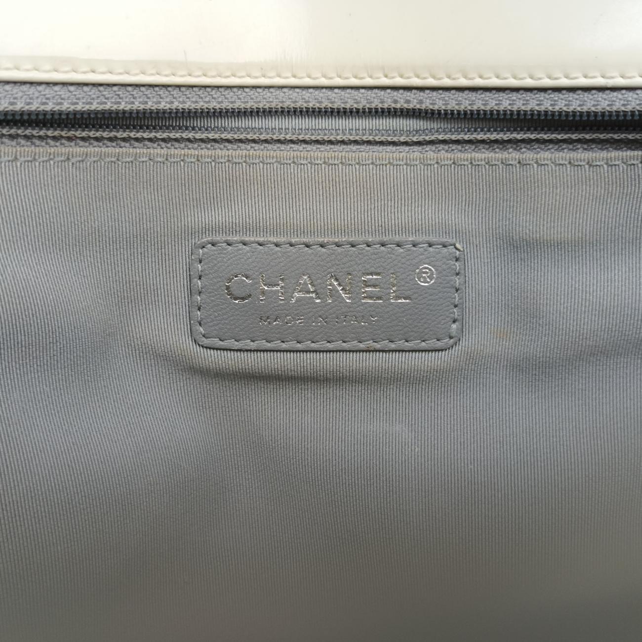 BOY CHANELWhitePatentA6702116191646ボーイシャネルホワイトパテントA6702116191646