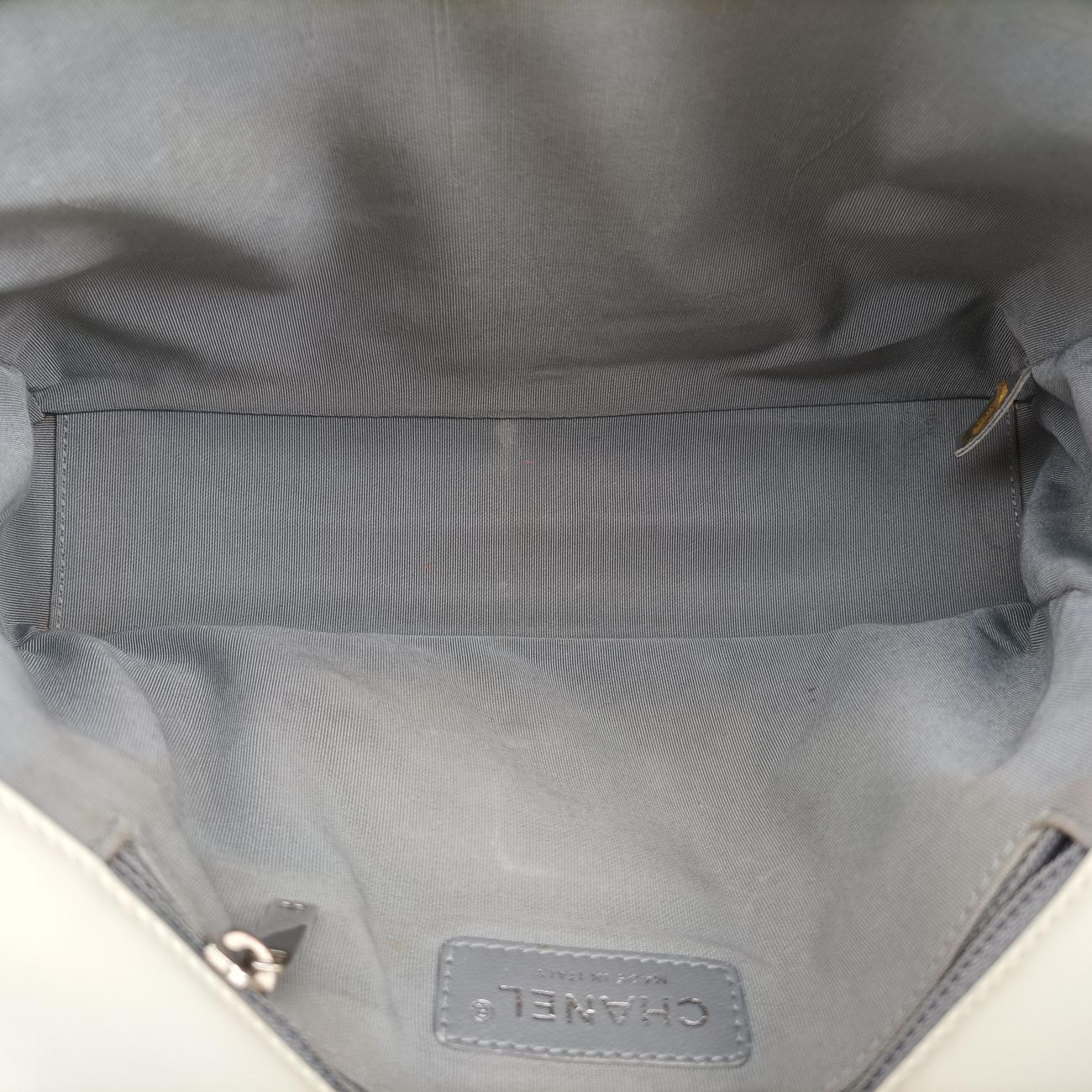 BOY CHANELWhitePatentA6702116191646ボーイシャネルホワイトパテントA6702116191646