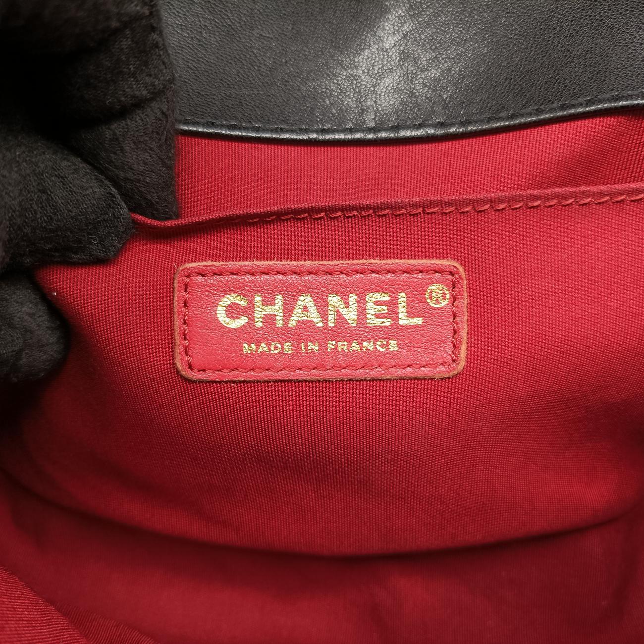 BOY CHANELRed×blacklambskinA6708623337077ボーイシャネルレッド×ブラックラムスキンA6708623337077