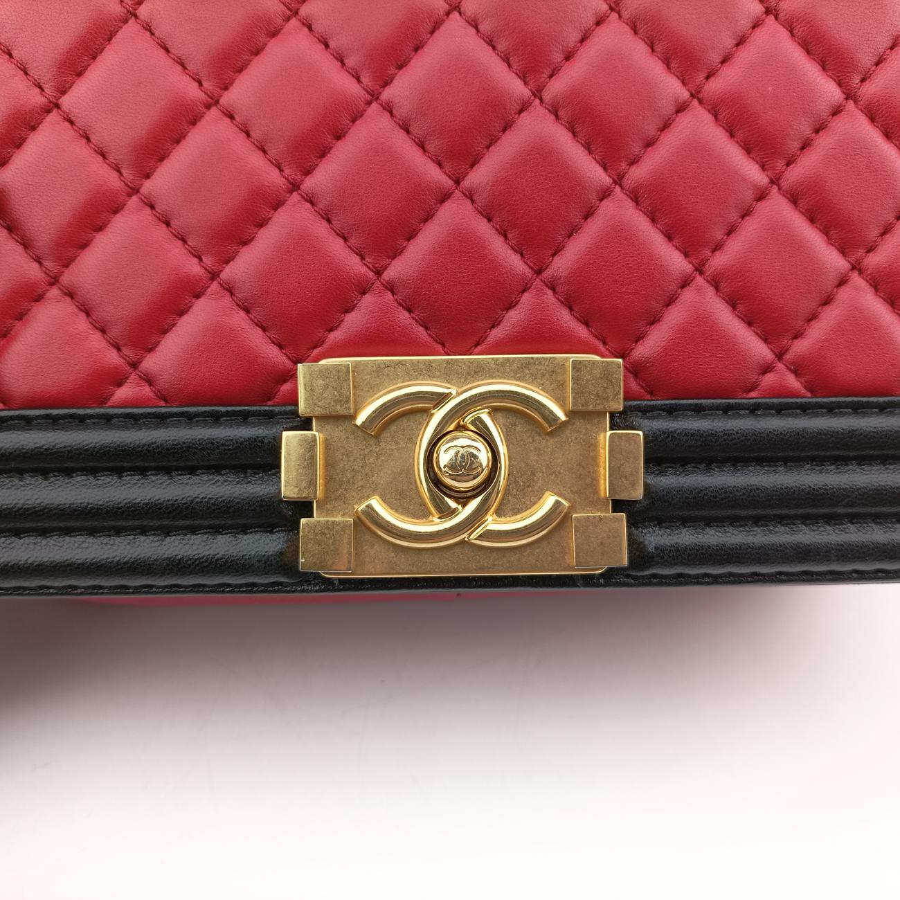 BOY CHANELRed×blacklambskinA6708623337077ボーイシャネルレッド×ブラックラムスキンA6708623337077