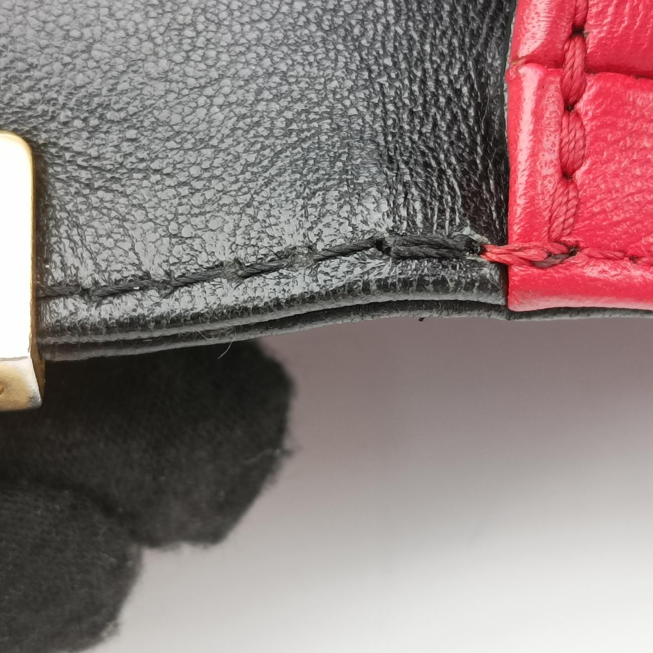 BOY CHANELRed×blacklambskinA6708623337077ボーイシャネルレッド×ブラックラムスキンA6708623337077