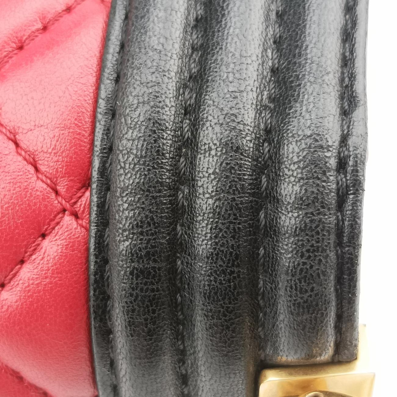 BOY CHANELRed×blacklambskinA6708623337077ボーイシャネルレッド×ブラックラムスキンA6708623337077