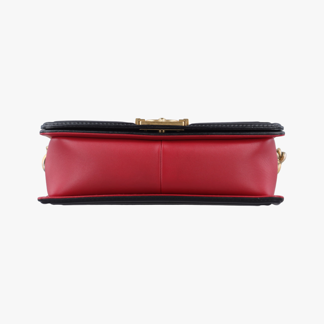 BOY CHANELRed×blacklambskinA6708623337077ボーイシャネルレッド×ブラックラムスキンA6708623337077