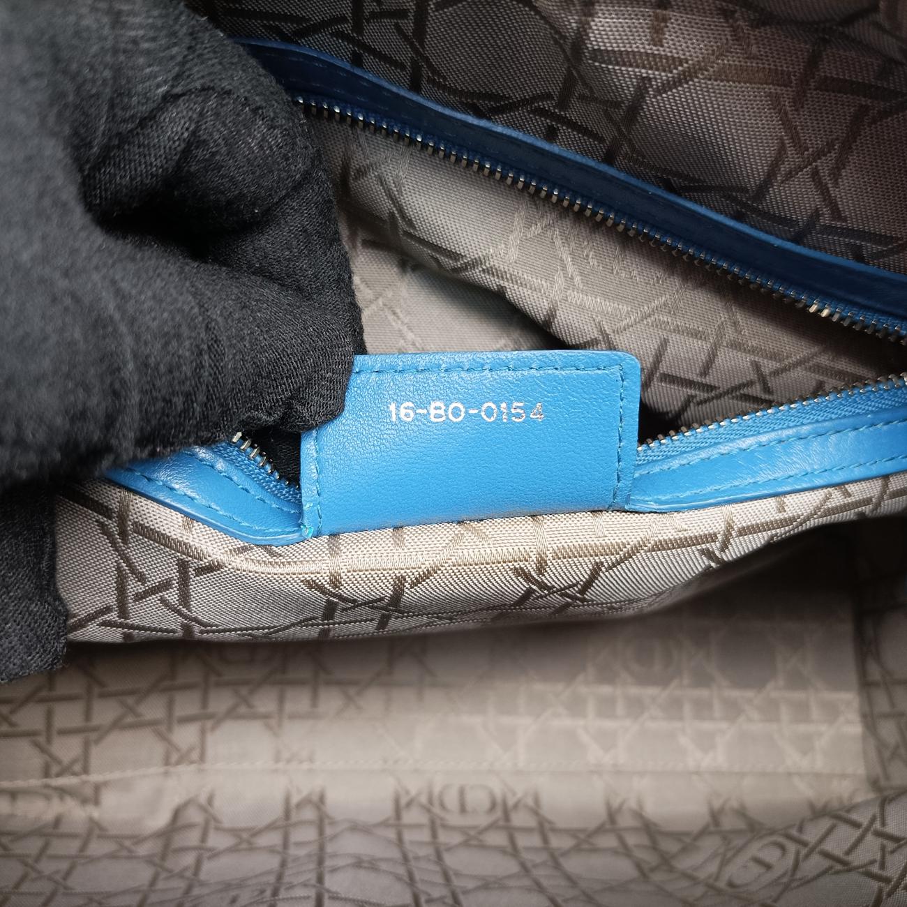 Lady DiorBluelambskin16-BO-0154レディディオールブルーラムスキン16-BO-0154