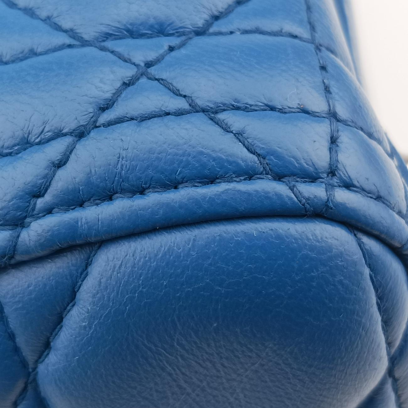 Lady DiorBluelambskin16-BO-0154レディディオールブルーラムスキン16-BO-0154