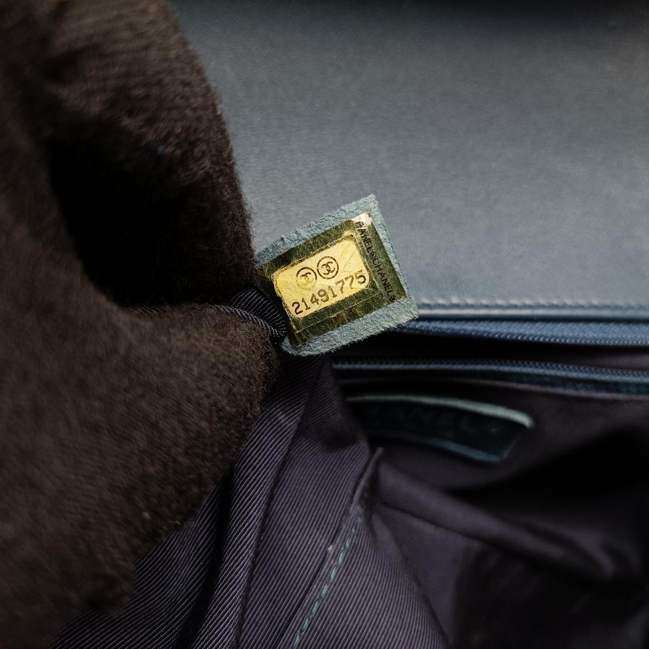 BOY CHANELBlueEnamelA9219321491775ボーイシャネルブルーエナメルA9219321491775