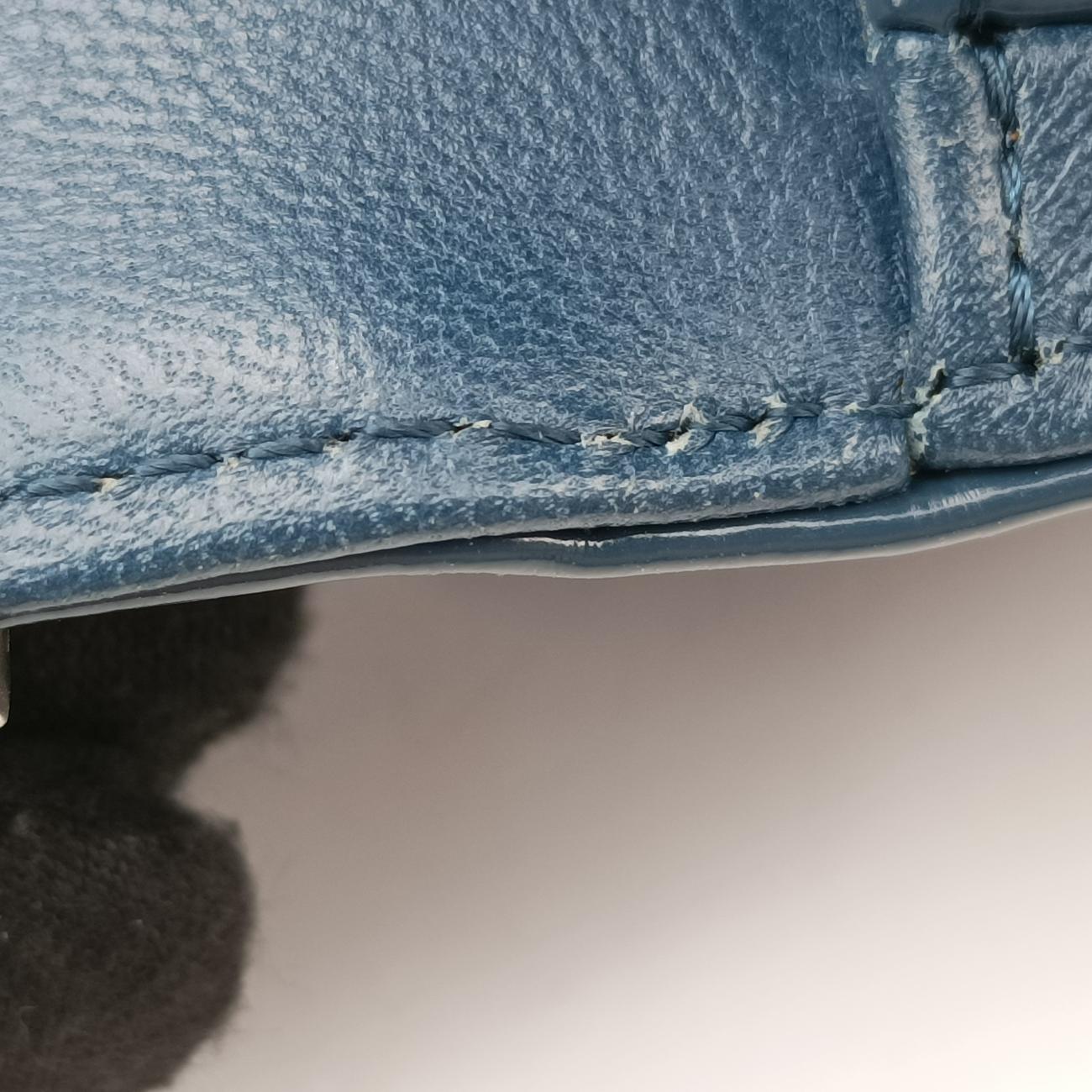 BOY CHANELBlueEnamelA9219321491775ボーイシャネルブルーエナメルA9219321491775