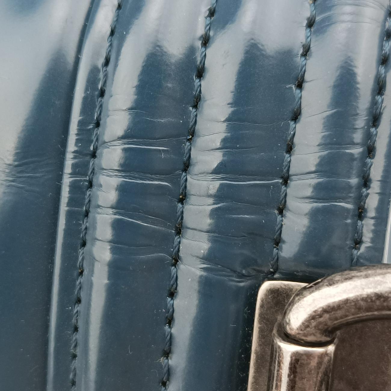 BOY CHANELBlueEnamelA9219321491775ボーイシャネルブルーエナメルA9219321491775