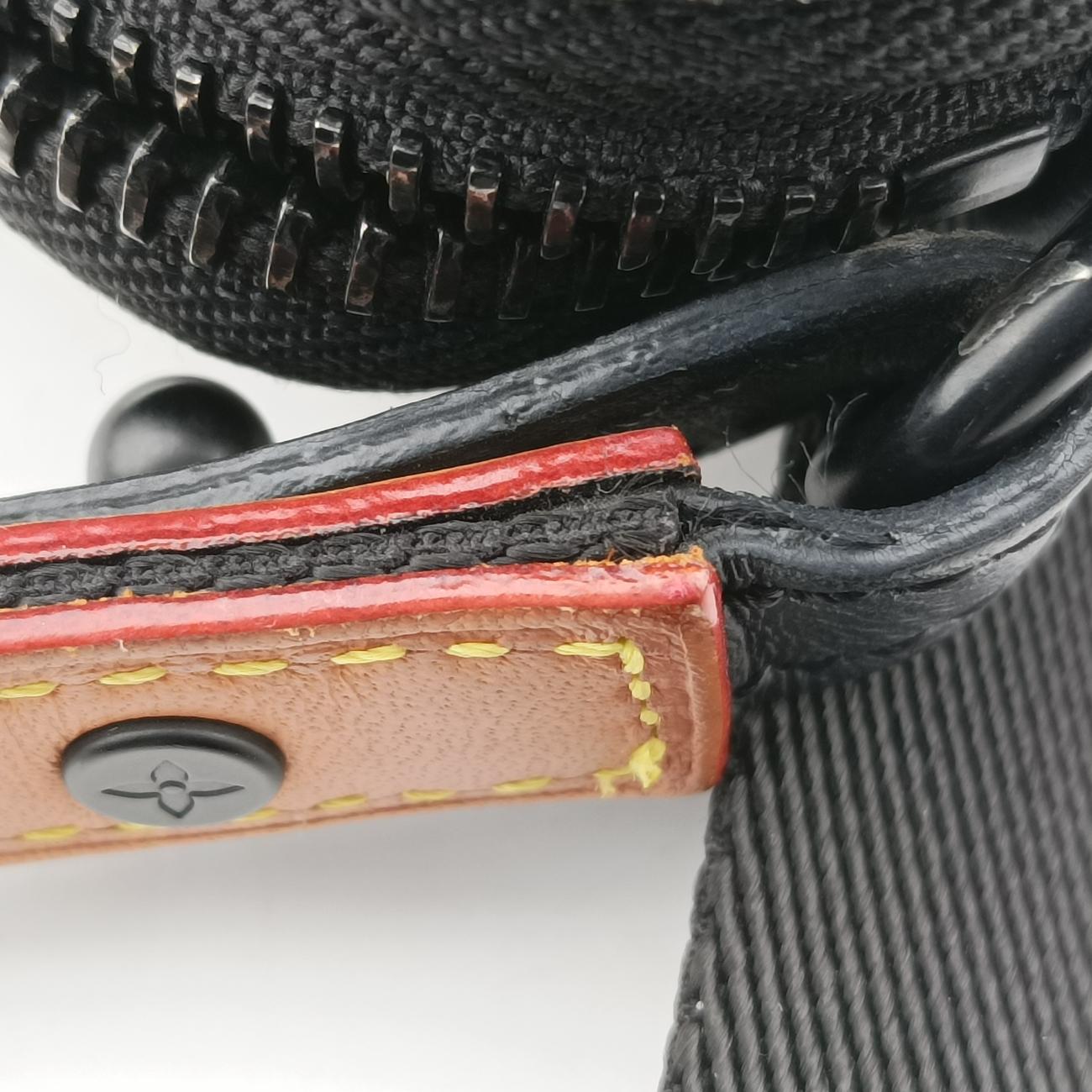 NIGO collaboration Double phone pouchEBENEDamier GiantN40377TR2250NIGOコラボ ダブルフォンポーチエベヌダミエ ジャイアントN40377TR2250