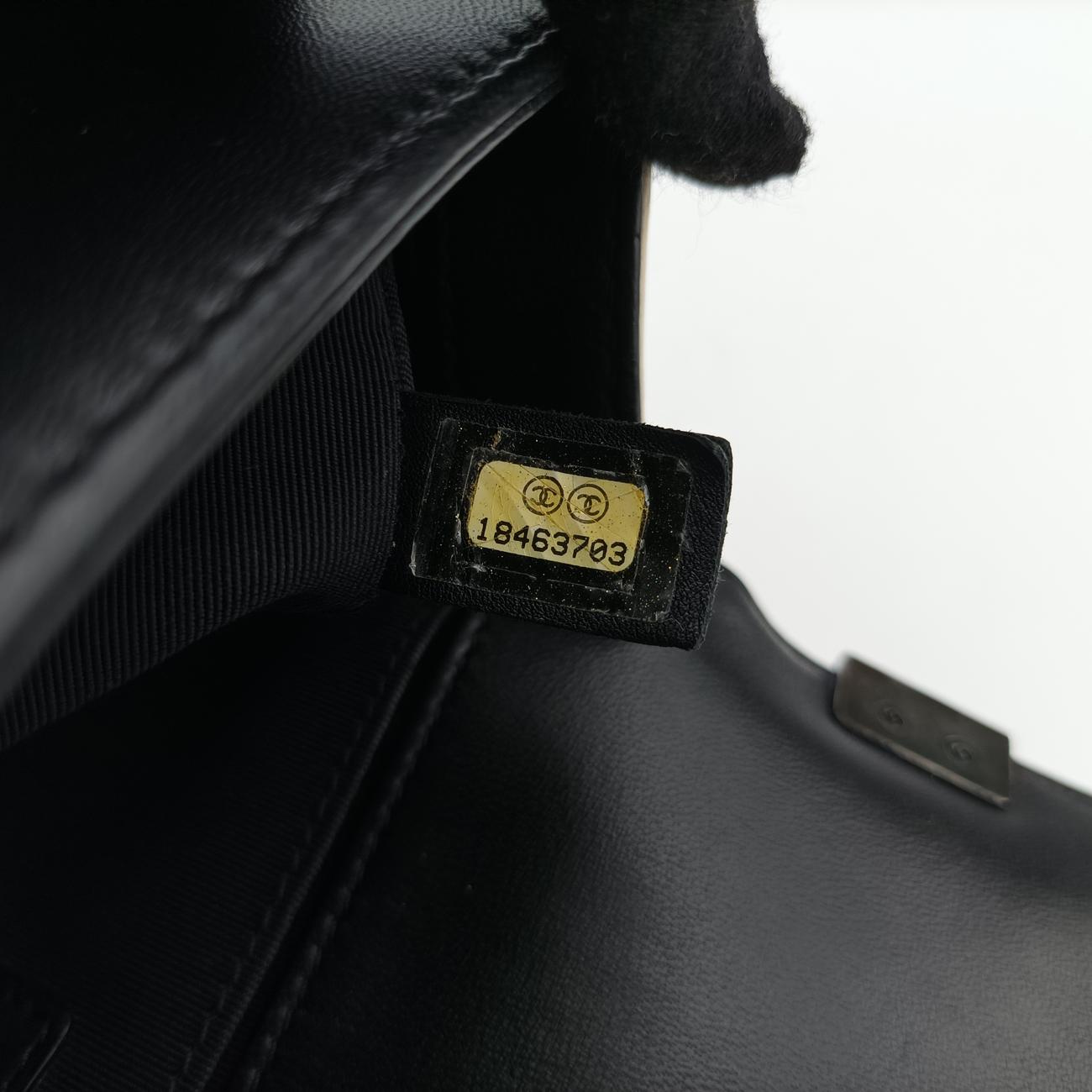 BOY CHANELWhite×BlackLambskinA6708518463703ボーイシャネルホワイト×ブラックラムスキンA6708518463703