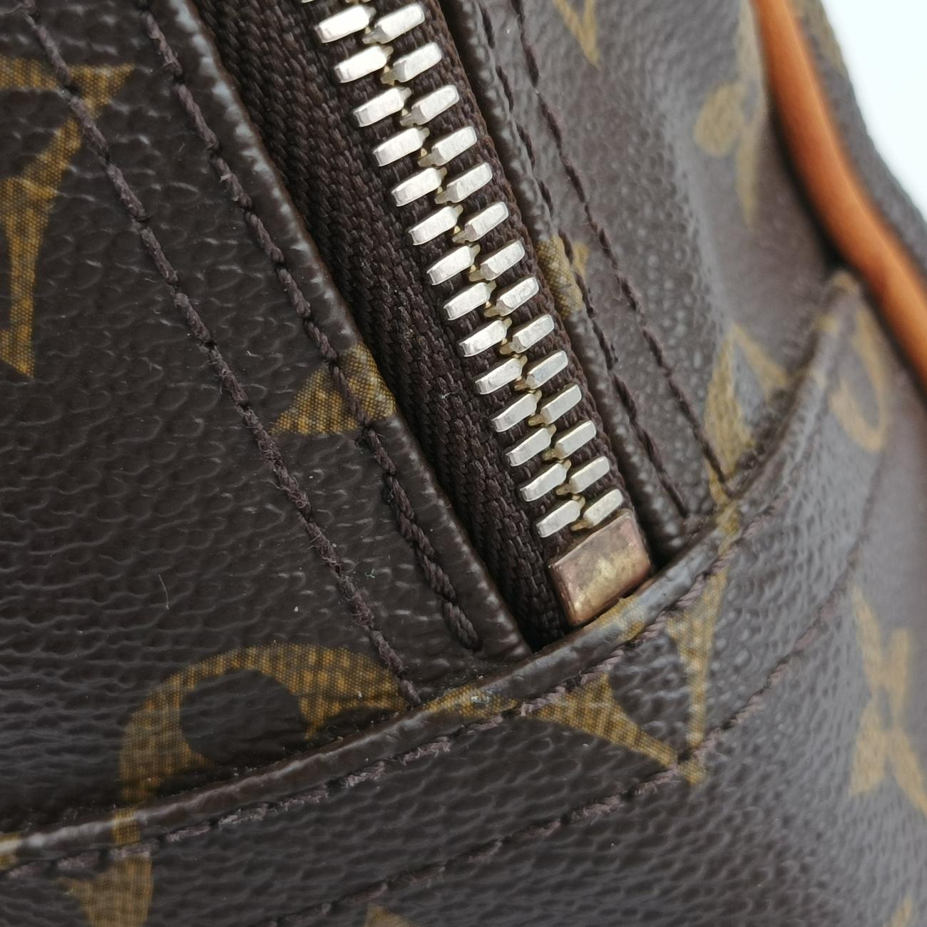 MANHATTAN GMBrownMonogram CanvasM40025FL1026マンハッタンGMモノグラム/ブラウン系モノグラムキャンバスM40025FL1026