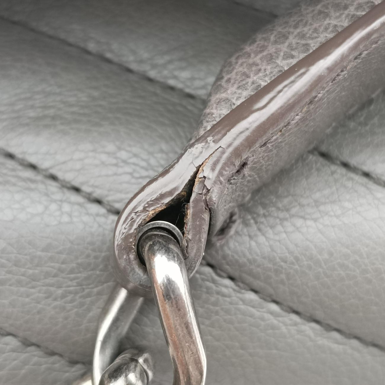 COLLEGEGreyLeather392738TCT392738.0515カレッジグレーレザー392738TCT392738.0515