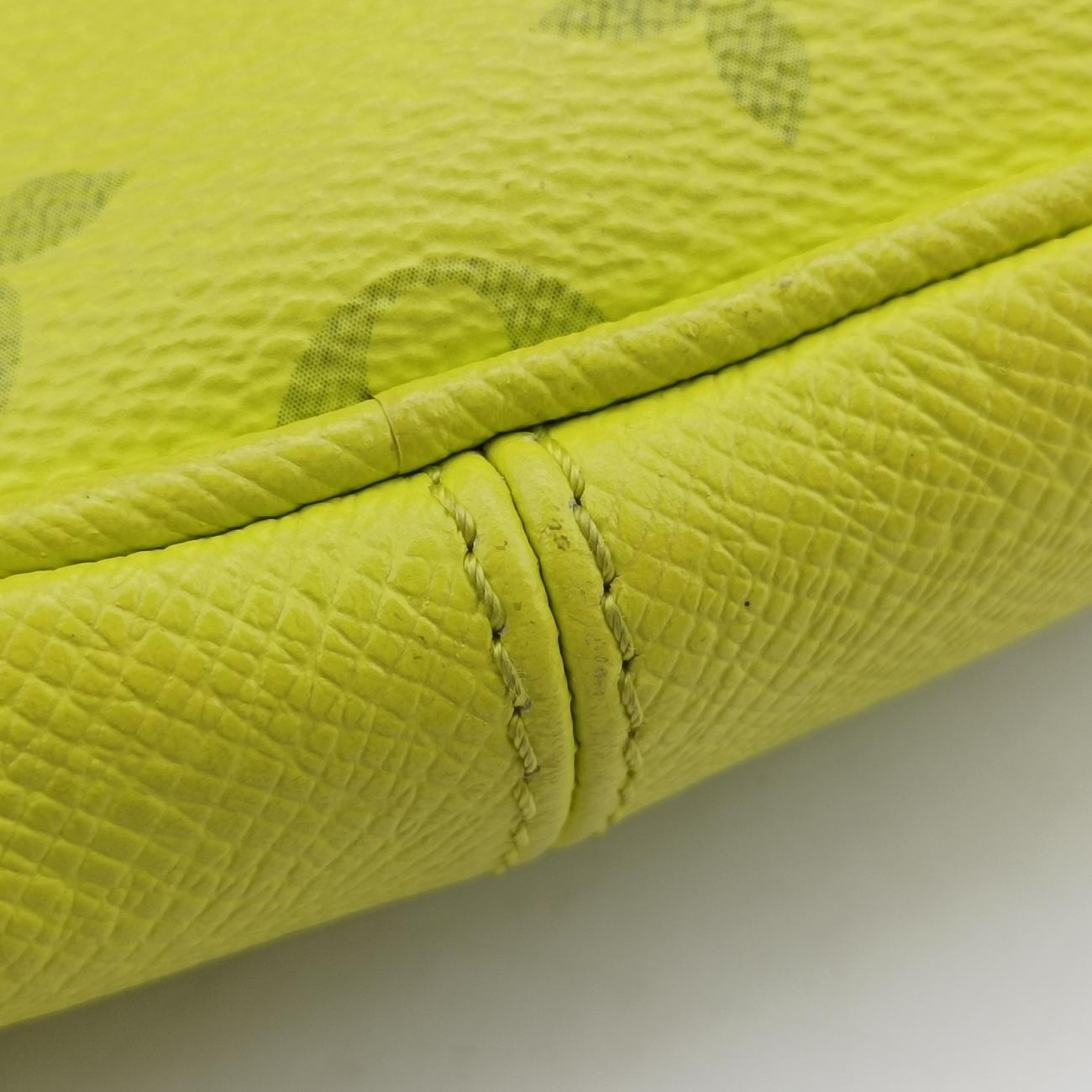 Taiga Rama Bum Bag OutdoorJauneTaiga Leather/Monogram EclipseM30251FO2159 ICチップタイガラマ バムバッグアウトドアジョーヌタイガ レザー/モノグラム エクリプスM30251FO2159 ICチップ