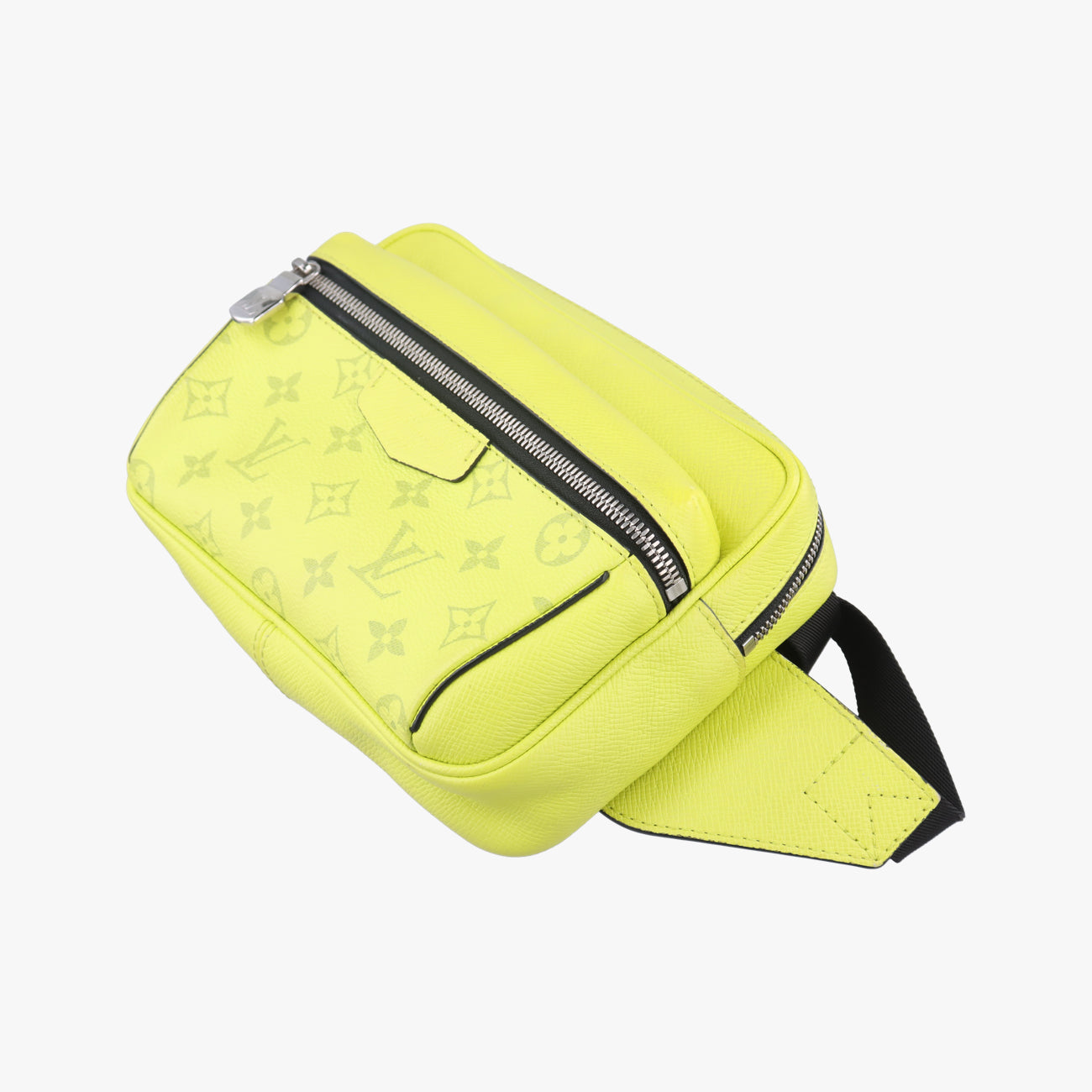 Taiga Rama Bum Bag OutdoorJauneTaiga Leather/Monogram EclipseM30251FO2159 ICチップタイガラマ バムバッグアウトドアジョーヌタイガ レザー/モノグラム エクリプスM30251FO2159 ICチップ