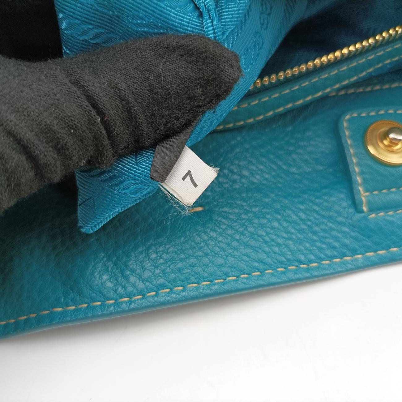 Vitello PhoenixGreenLeatherBN17137 8 219ヴィテロ フェニックスグリーンレザーBN17137 8 219