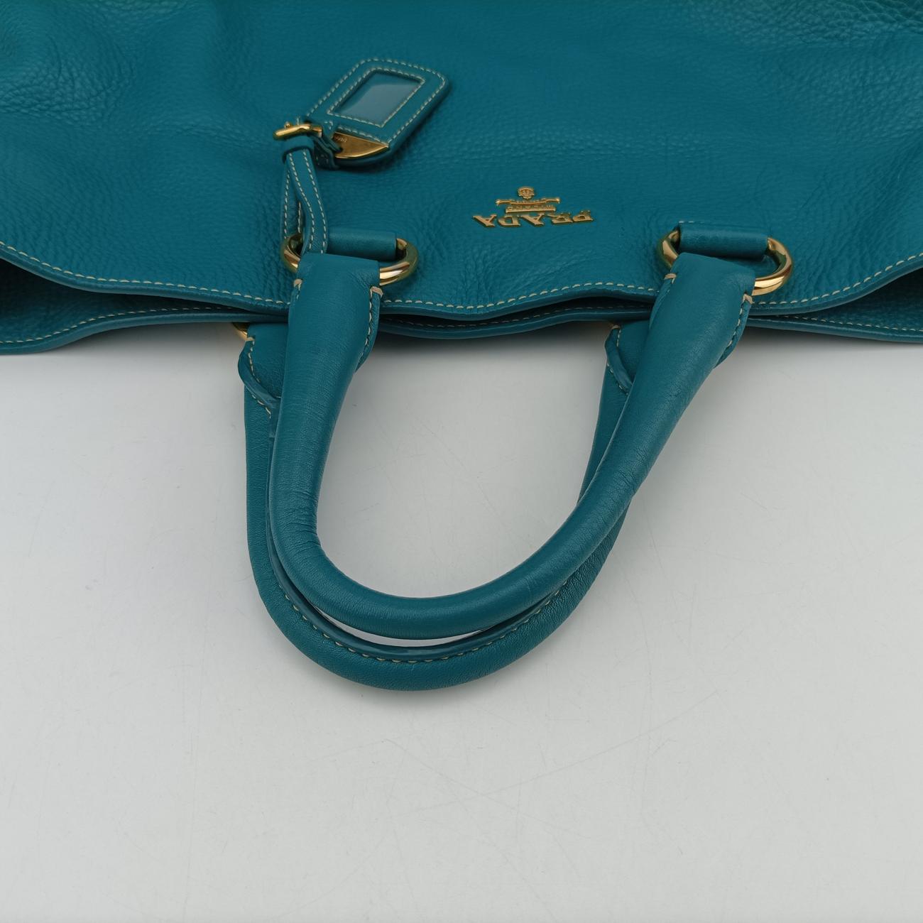 Vitello PhoenixGreenLeatherBN17137 8 219ヴィテロ フェニックスグリーンレザーBN17137 8 219