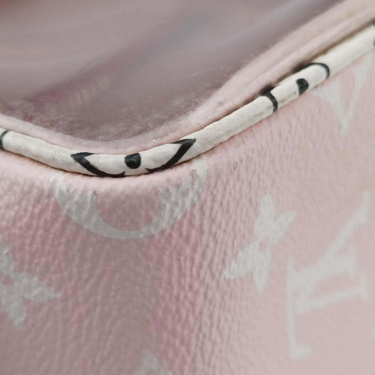 Beach PouchROUGEMonogram  GiantM67601TR1149ビーチ ポーチ 2019SSルージュモノグラム ジャイアントM67601TR1149