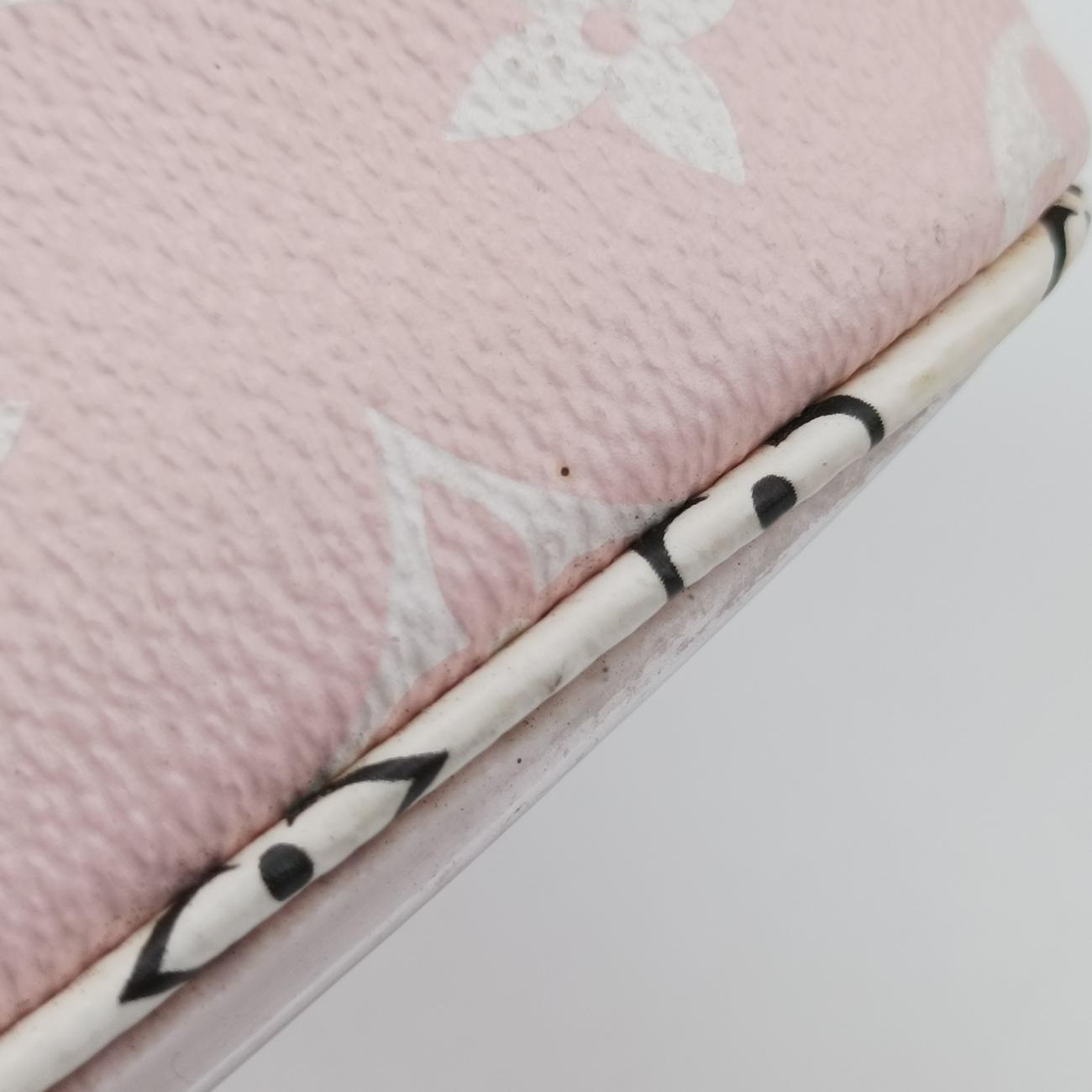 Beach PouchROUGEMonogram  GiantM67601TR1149ビーチ ポーチ 2019SSルージュモノグラム ジャイアントM67601TR1149