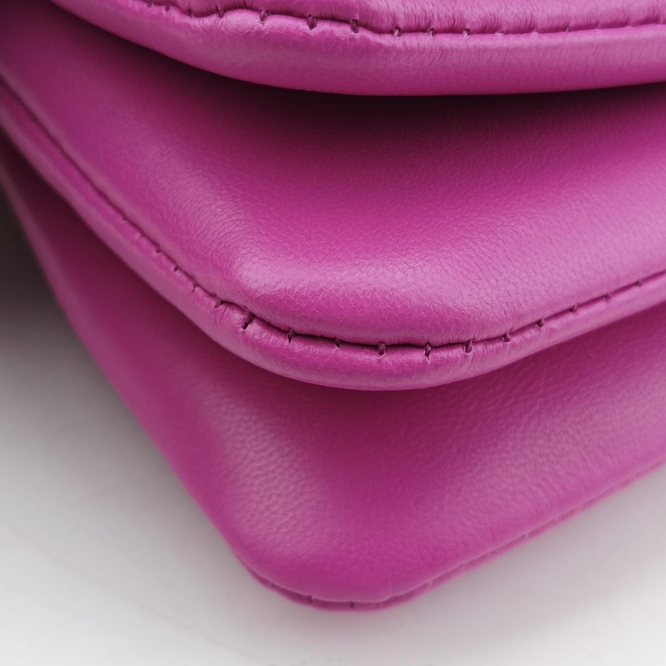 COUSSINORCHIDEElambskinM81127ICチップクッサンオルキデラムスキンM81127ICチップ