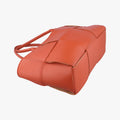 THE ARCO ToteOrange RedlambskinB09578945Lザ アルコトートオレンジレッドラムスキンB09578945L