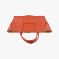 THE ARCO ToteOrange RedlambskinB09578945Lザ アルコトートオレンジレッドラムスキンB09578945L