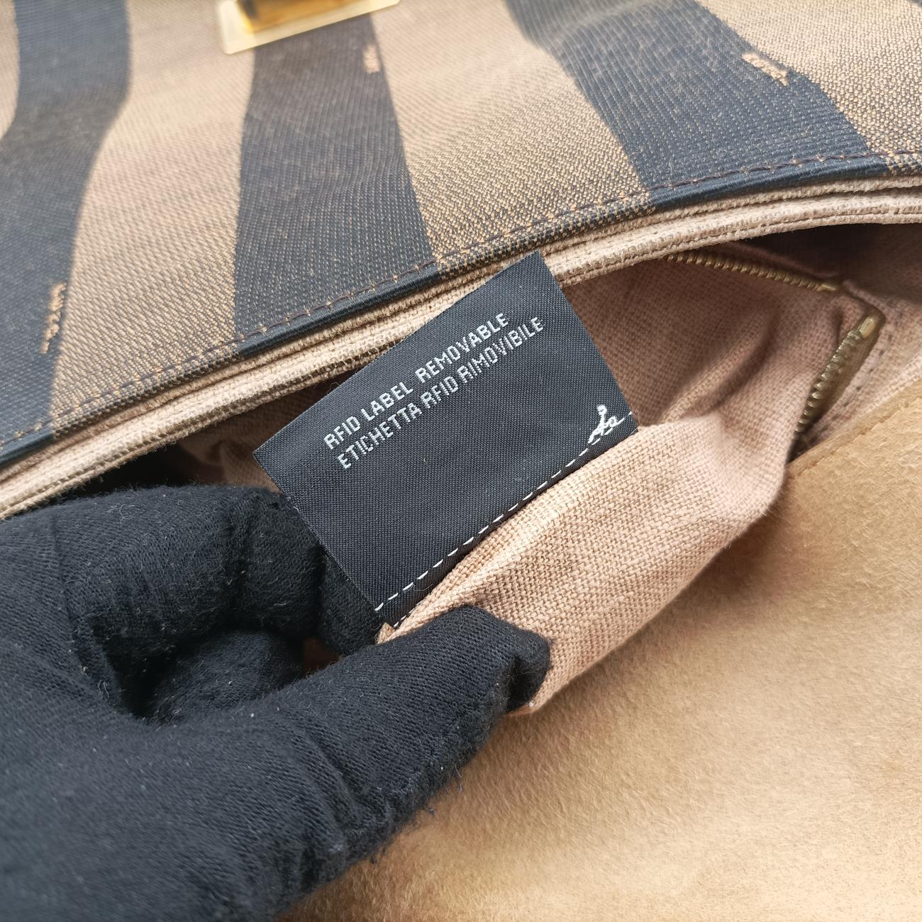 Pequin Embossed Striped ClaudiaBlack×Beigecanvas8BT2058BT205-G15 138-2566ペカン エンボス ストライプ クラウディアブラック×ベージュキャンバス8BT2058BT205-G15 138-2566