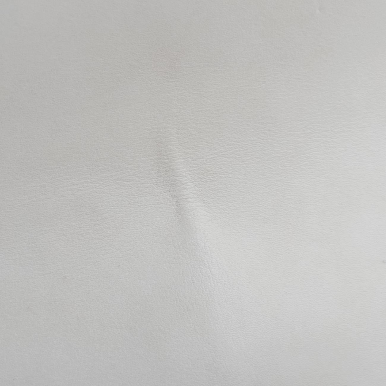 BOY CHANELbeigeLeatherA6708619476226ボーイシャネルベージュレザーA6708619476226