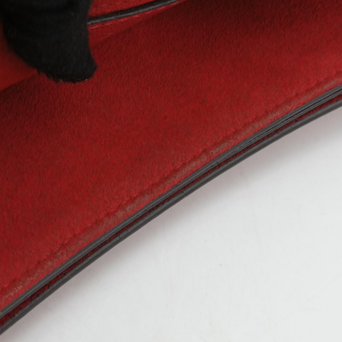 Very Chain BagRubyleatherM44285FO3198ヴェリーチェーンバッグルビーレザーM44285FO3198