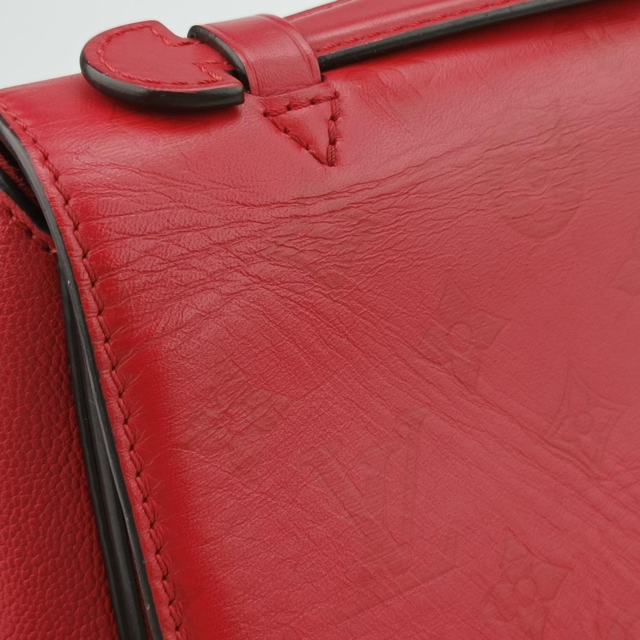 Very Chain BagRubyleatherM44285FO3198ヴェリーチェーンバッグルビーレザーM44285FO3198