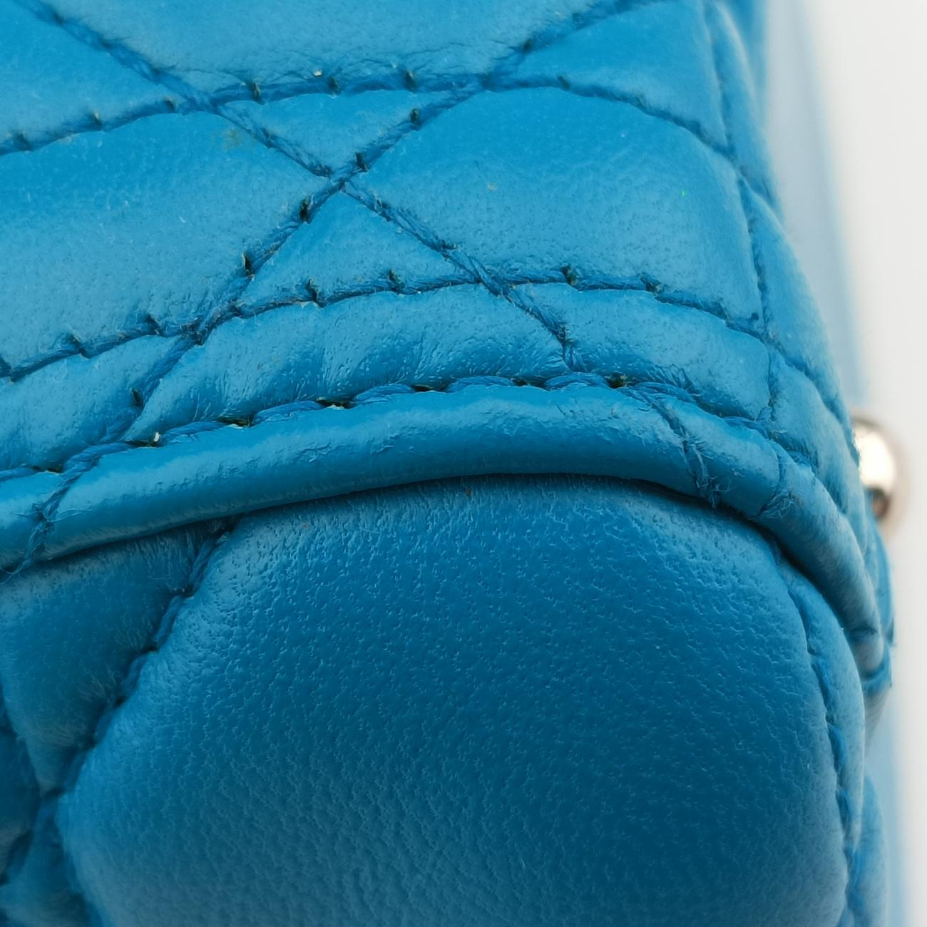 Lady DiorBluelambskin18-MA-0133レディディオールブルーラムスキン18-MA-0133