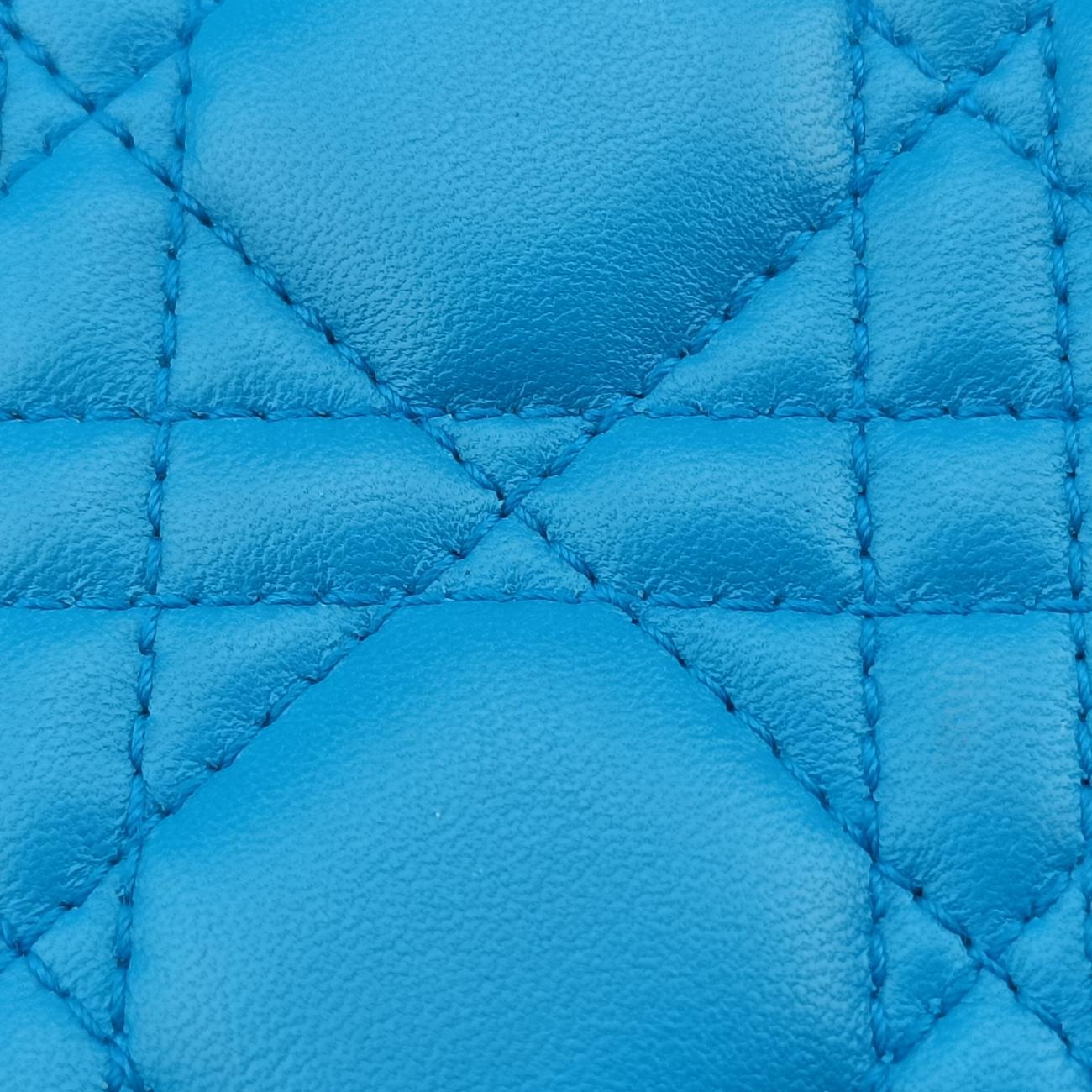 Lady DiorBluelambskin18-MA-0133レディディオールブルーラムスキン18-MA-0133