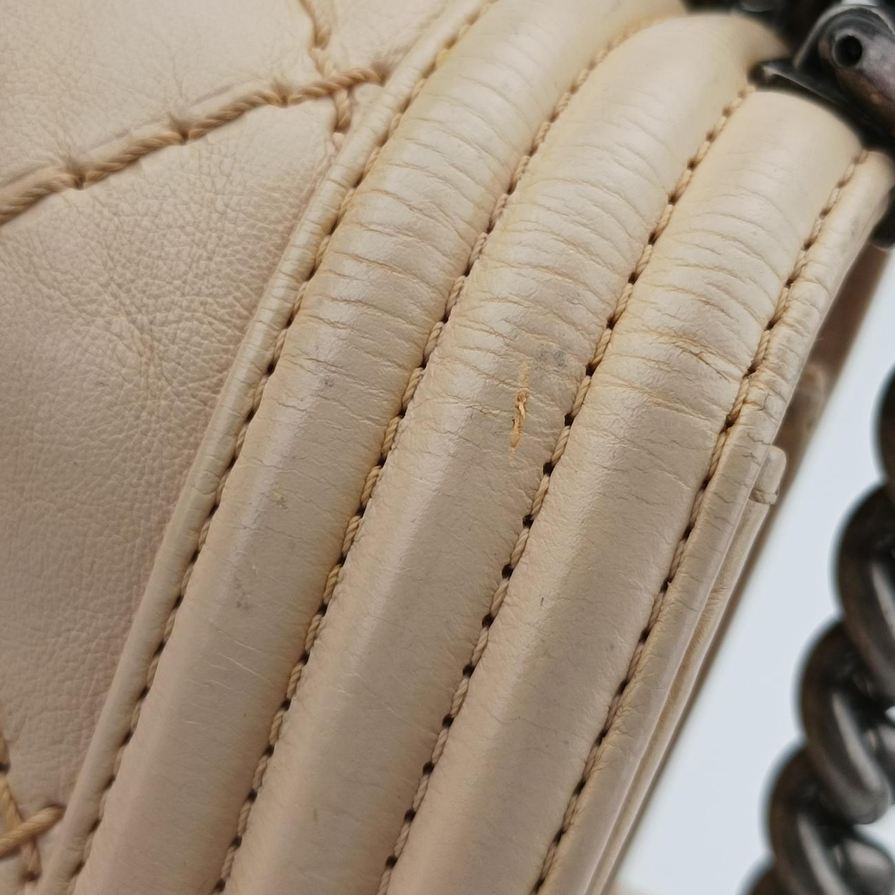 BOY CHANELbeigeLeatherA6671319010495ボーイシャネルベージュレザーA6671319010495