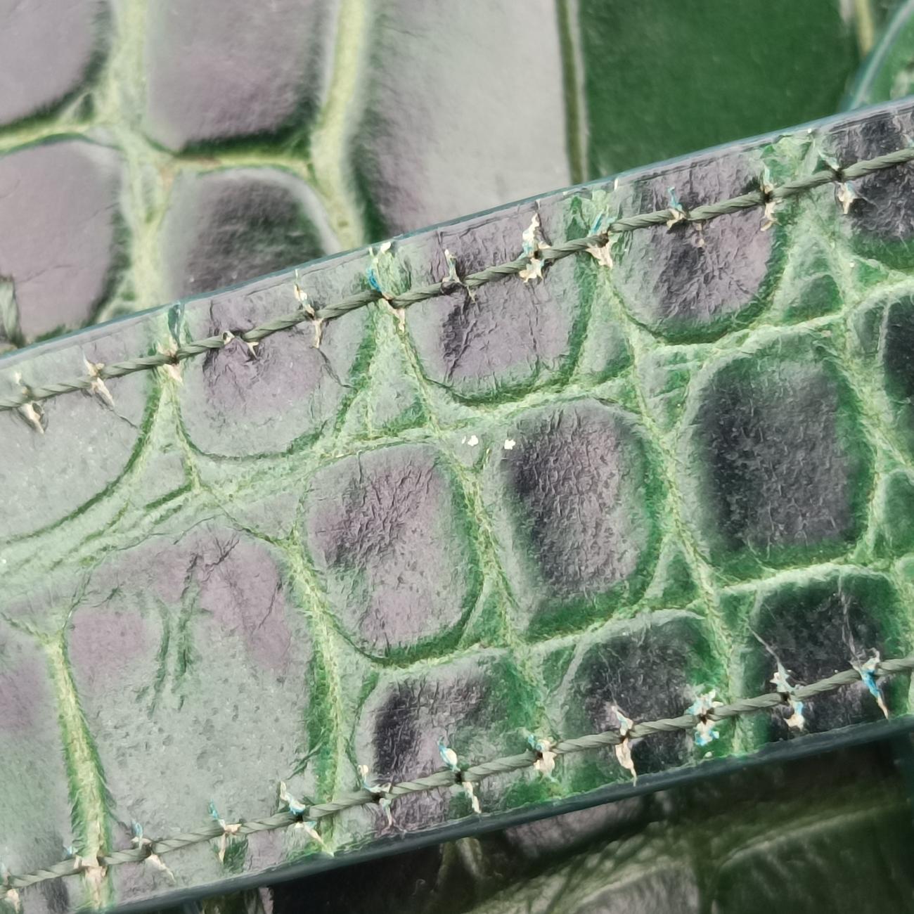 AntigonaGreenLeather3C0152アンティゴナグリーンレザー3C0152