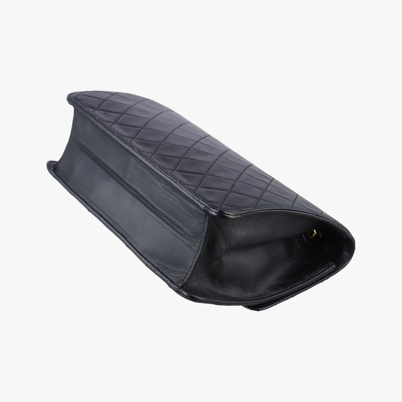 Matelasse 25 Push Lock ChainBlacklambskinA0357011273450マトラッセ25 プッシュロック チェーンブラックラムスキンA0357011273450