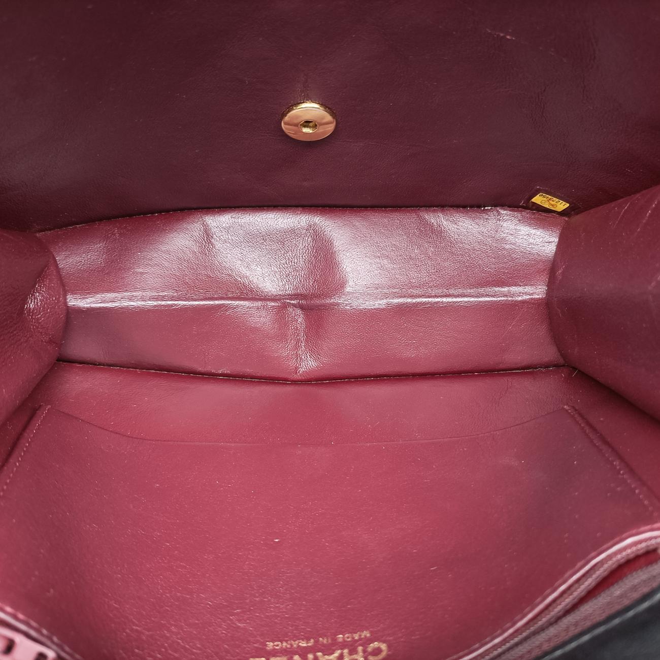 Matelasse 25 Push Lock ChainBlacklambskinA0357011273450マトラッセ25 プッシュロック チェーンブラックラムスキンA0357011273450