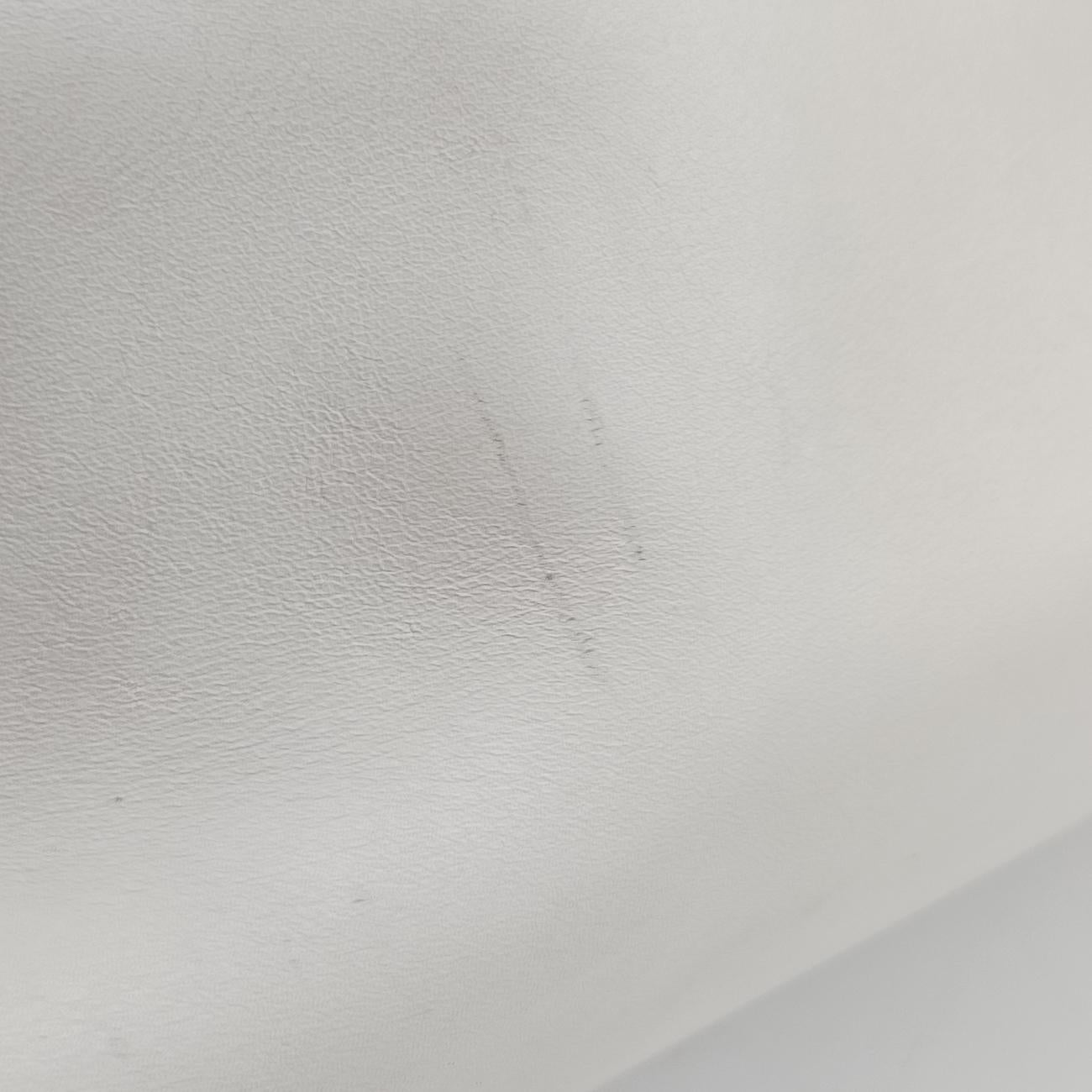 city Twin Pocket SatchelWhiteleatherBN2857208 31/Zシティ ツイン ポケット サッチェルホワイトレザーBN2857208 31/Z