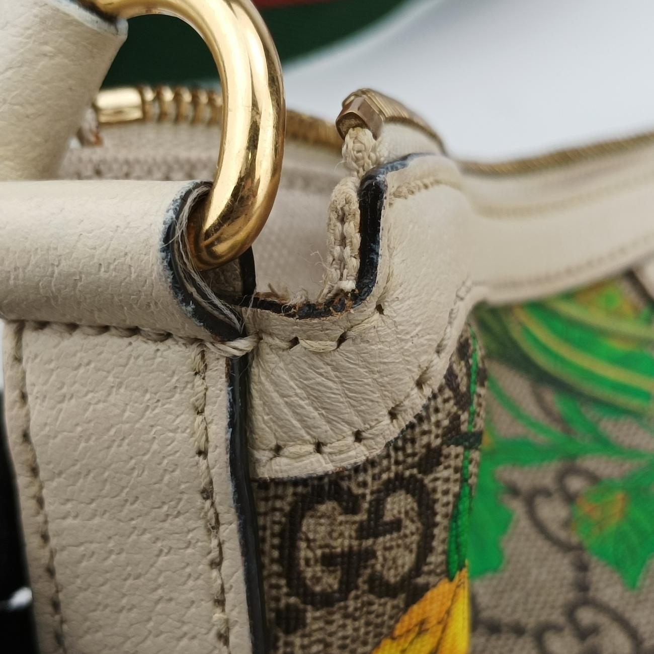 GG Supreme Flora OphidiaWhite x Beige x MulticolourPVC coated canvas626509I032705254GG スプリーム フローラ オフィディアホワイト×ベージュ×マルチカラーPVCコーティングキャンバス626509I032705254